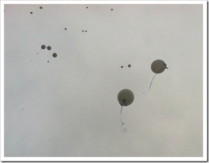 memorial_2balloons